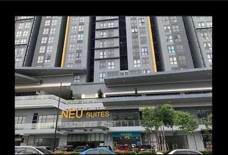 Neu Suites @3Rdnvenue Ampang Куала Лумпур Екстериор снимка